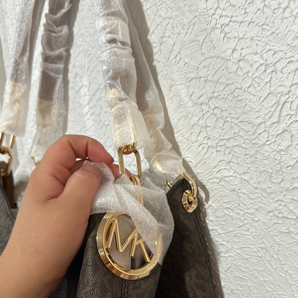 Michael Kors Large Chain Shoulder Tote “Lillie” Brown - Picture 2 of 8